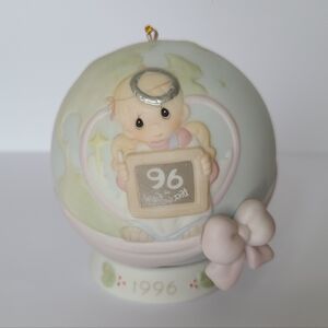 Vintage Precious Moments Peace Earth Porcelain Collectible Ball Globe Ornament